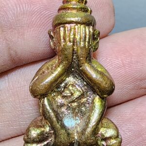 พระปิดตาองค์พระจักพรรดิ์ พิมพ์ใหญ่ วัดคงหิต (ลำสินธุ์ ) จังหวัดพัทลุง