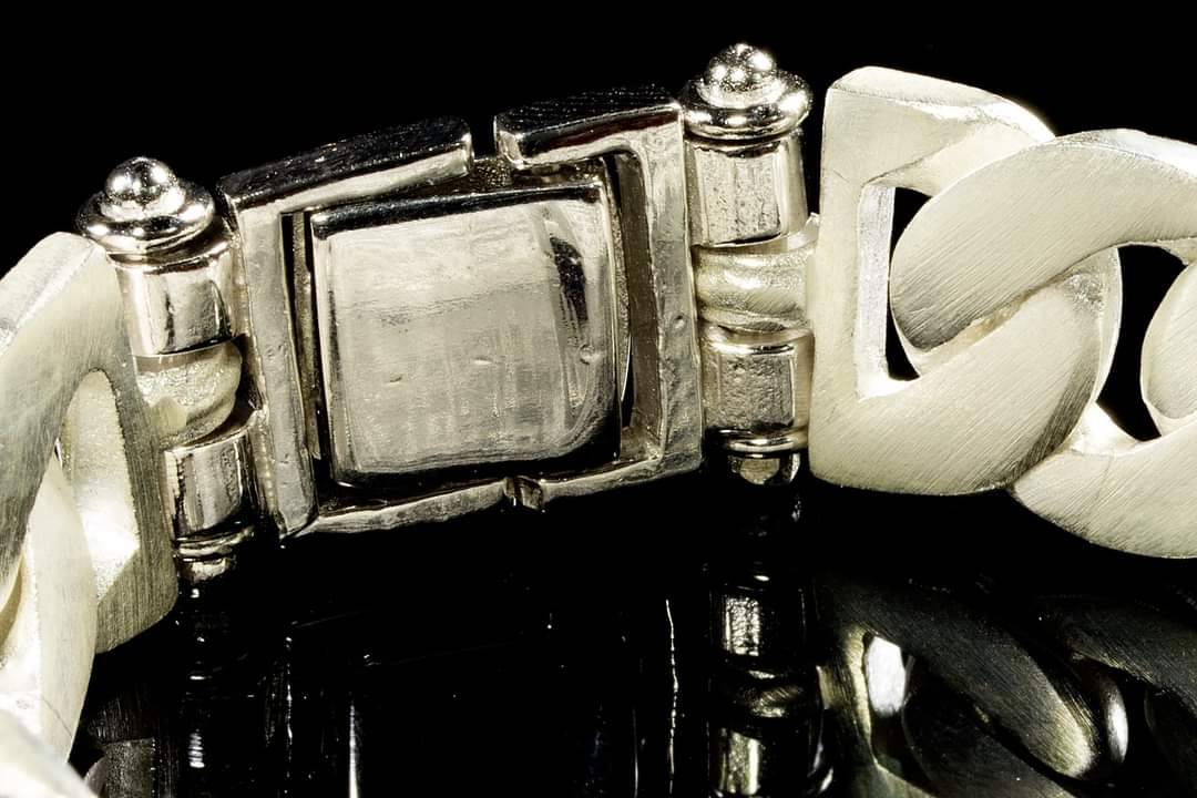 ล็อคเลสข้อมือ ข้อล็อคสายเลส เนื้ออัลปาก้า - Image 4