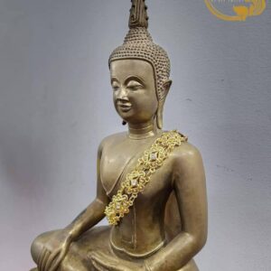 Alternative view of พระบูชาหลวงพ่อพระใส รุ่น บารมีพ่อ ปี 2552 วัดโพธิ์ชัย จังหวัดหนองคาย