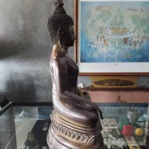 Alternative view of พระบูชา หลวงพ่อองค์ตื้อ ขนาดหน้าตัก 9 นิ้ว ปี 2549 วัดศรีชมภู จังหวัดหนองคาย