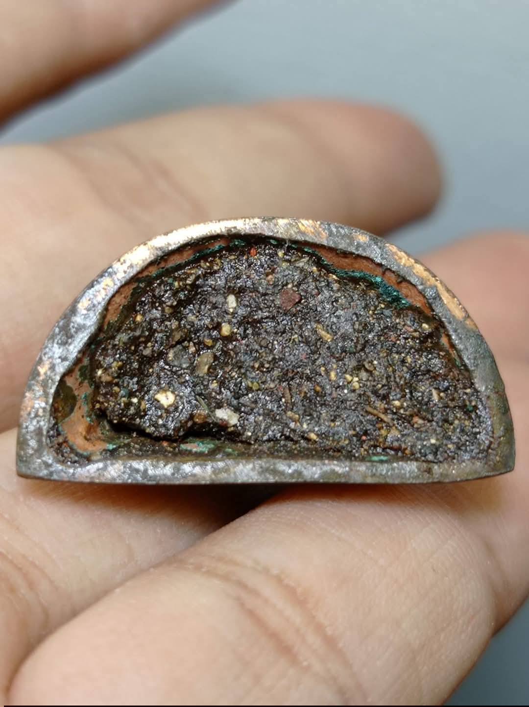 พระเจ้าศรีสรรเพชญ์ ปี 2565 หลวงพ่อเจริญ ฐานยุตโต วัดโนนสว่าง จังหวัดอุดรธานี - Image 3