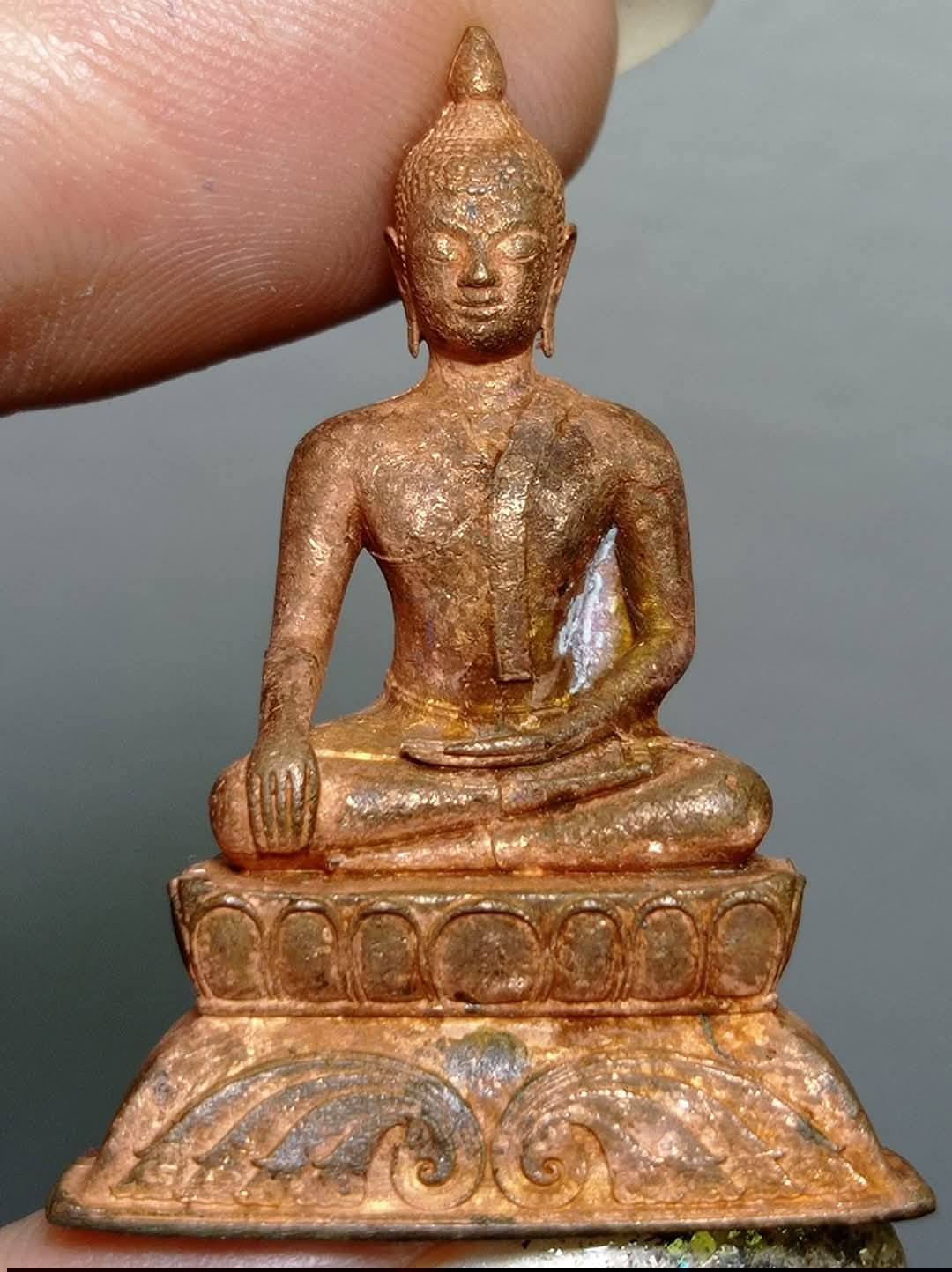 พระเจ้าศรีสรรเพชญ์ ปี 2565 หลวงพ่อเจริญ ฐานยุตโต วัดโนนสว่าง จังหวัดอุดรธานี