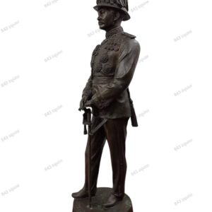 Alternative view of รูปหล่อบูชากรมหลวงประจักษ์ ปี 2536 สร้างโดย มทบ.๒๔ (มณฑลทหารบกที่ 24)