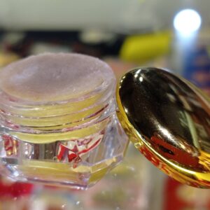 สีผึ้งสาริกาเจริญพันล้าน ปี 2567 หลวงพ่อเจริญ ฐานยุตโต วัดโนนสว่าง จังหวัดอุดรธานี