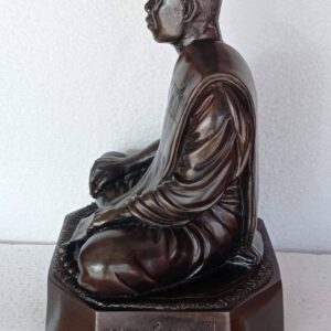 Alternative view of พระบูชาขนาดหน้าตัก 7.5 นิ้ว หลวงพ่อเจริญ ฐานยุตโต วัดโนนสว่าง จังหวัดอุดรธานี