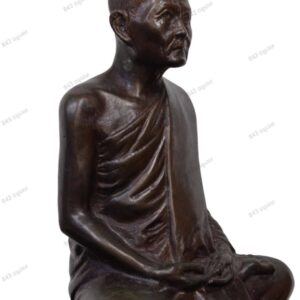 Alternative view of พระบูชาหลวงปู่มั่น ภูริทัตฺโต ออกสวนแสงธรรม ปี 2545