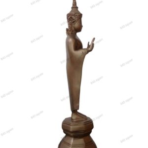 Alternative view of พระบาง รุ่น ทองเหลือล้น ปี 2556 หลวงปู่เสน ปัญญาธโร วัดป่าหนองแซง จังหวัดอุดรธานี