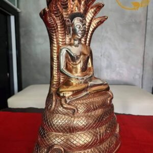 Alternative view of พระบูชาหลวงพ่อเจ็ดกษัตริย์ ออกวัดป่าราชดำริ (ภูหินขาว) จังหวัดอุดรธานี