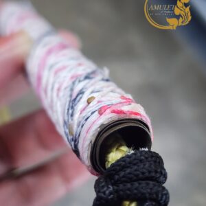 Alternative view of ตะกรุดมหารูด ปี 2542 เนื้อฝาบาตร หลวงพ่อเจริญ ฐานยุตโต วัดโนนสว่าง จังหวัดอุดรธานี