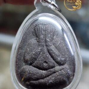 พระปิดตาหลังรูปเหมือน ปี 2546 หลวงพ่อเจริญ ฐานยุตโต วัดโนนสว่าง จังหวัดอุดรธานี