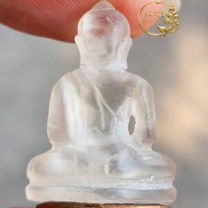 Alternative view of พระแก้วมรกต ก้นทองแดง หลวงพ่อเจริญ ฐานยุตโต วัดโนนสว่าง จังหวัดอุดรธานี